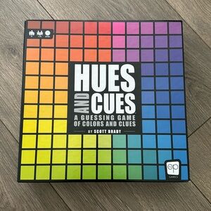 Hues and cues board game